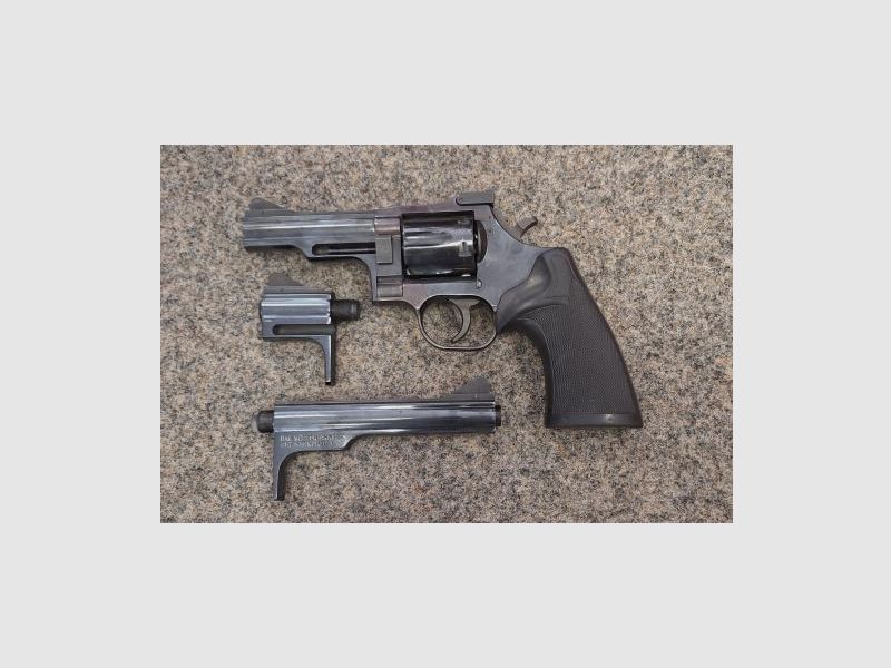 Revolver Dan Wesson 715 Kal. 357 Mag.