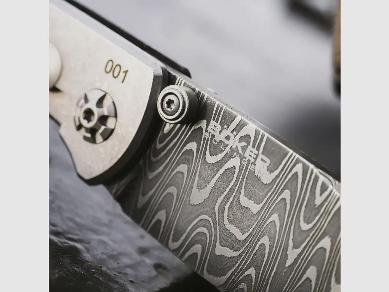 Böker Taschenmesser M4 Sherman Damast