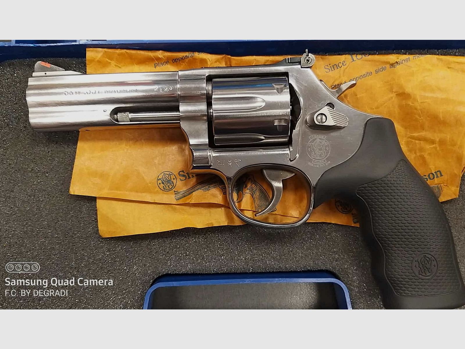 SMITH & WESSON MODEL 686 – 6 357 MAGNUM, zdjęcie 3 z 3