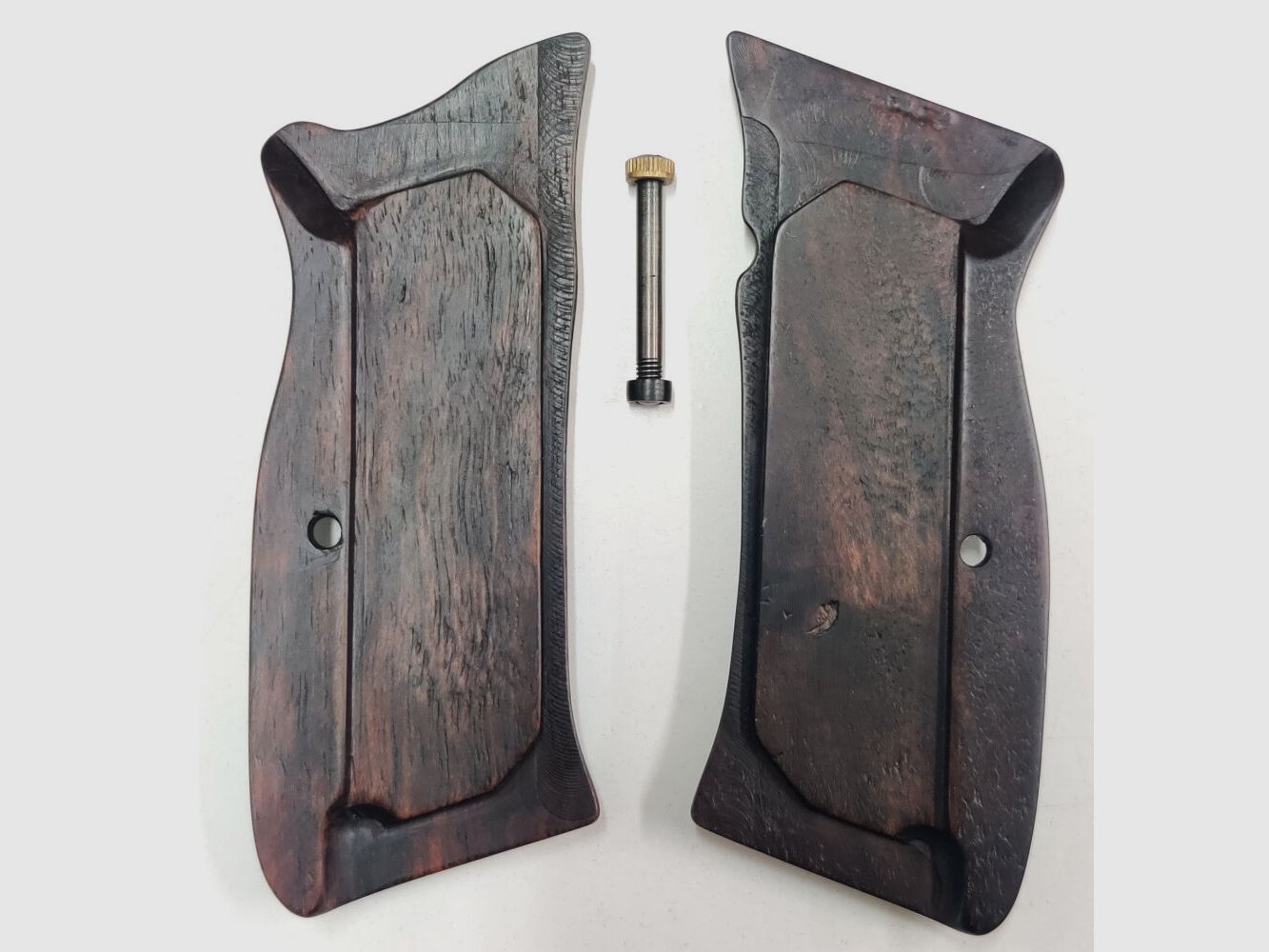 Holzgriffschalen für CZ 75 Holzgriffschalen für CZ 75