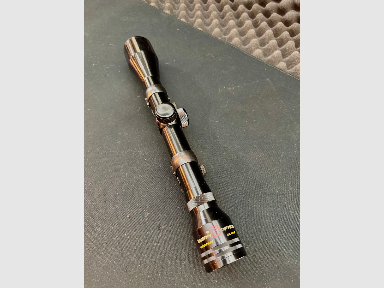 Tasco completamente recubierto, 6X40 GP