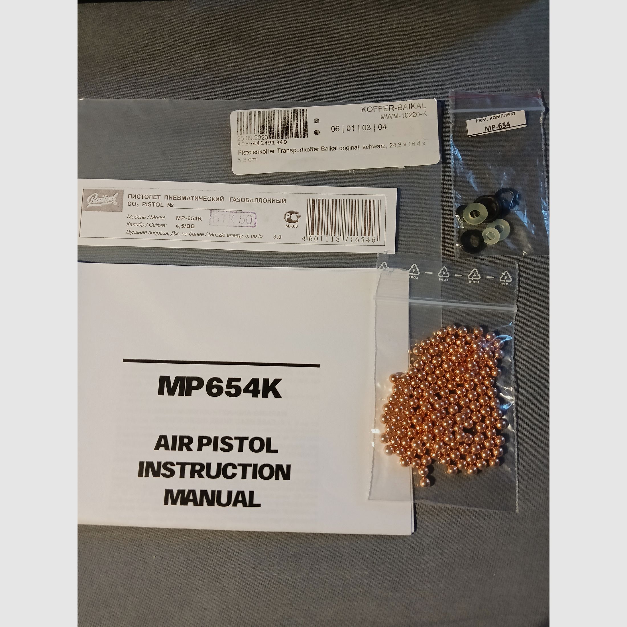 Baikal MP 654 K Makarov, T11, CO2 4,5 mm BB, funziona perfettamente in buone condizioni TOP