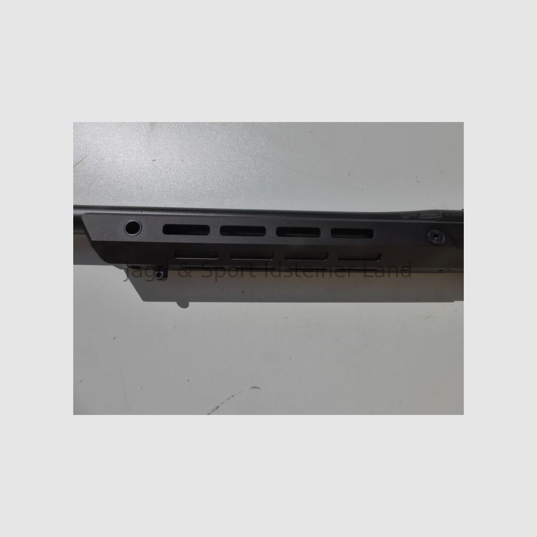 Bergara B14 BMP Varmint incluso base rail di Dentler