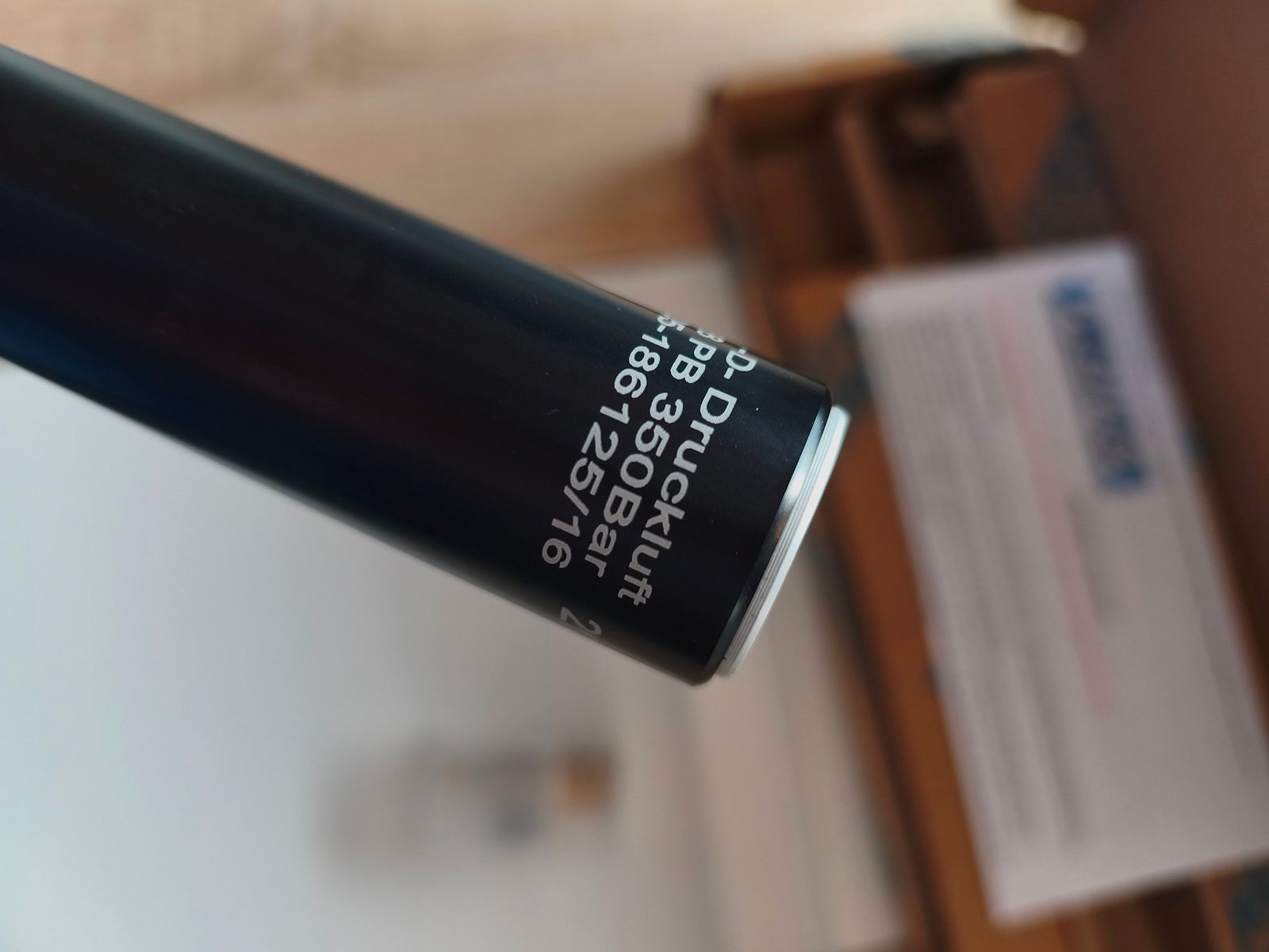 Cartucho de aire comprimido PRELUTEC para Walther LG 300 / LG 400 – Nuevo y sin usar – 250 Bar fabricación especial. Negro