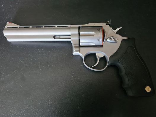 Revolver Taurus 689