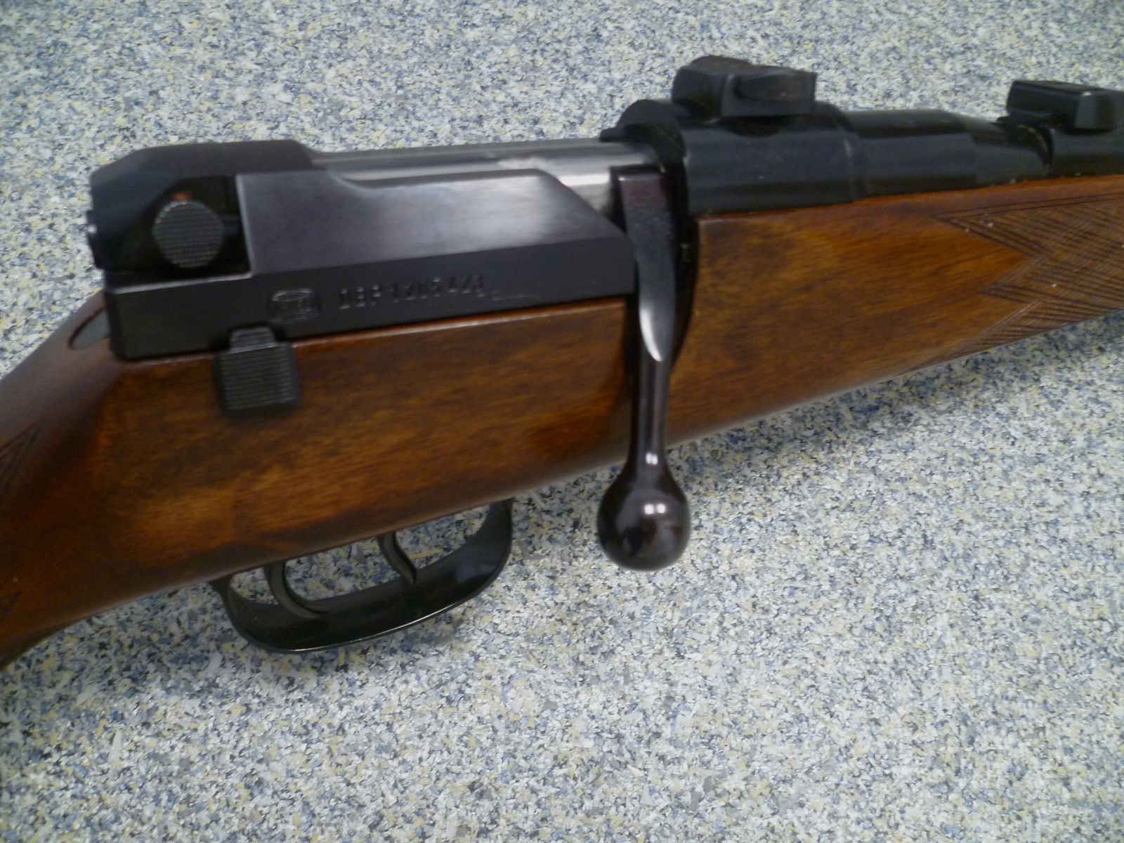 Rifle repetidora Mauser modelo 66 7x64
