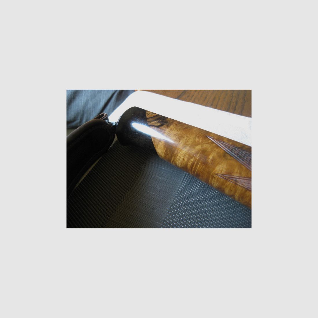 Absolutely UNIQUE COLLECTOR'S ITEM = Almost like new "Custom STEEL SYSTEM completion" with HAND-MODELED FULL ENGRAVINGS for R93, with custom-made right-handed semiweight stock and Category-11!! System is still one WITHOUT serial number!! Includes Blaser leather rifle sling!, image 5 of 17