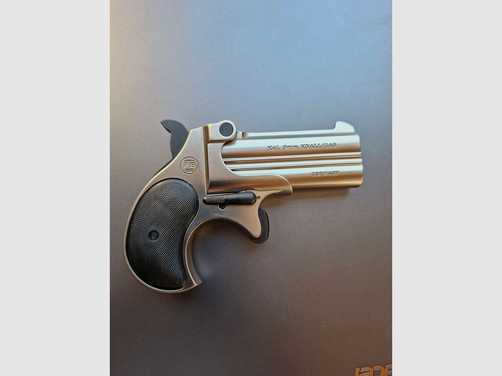 Bonito Röhm Derringer, Noris Twinny