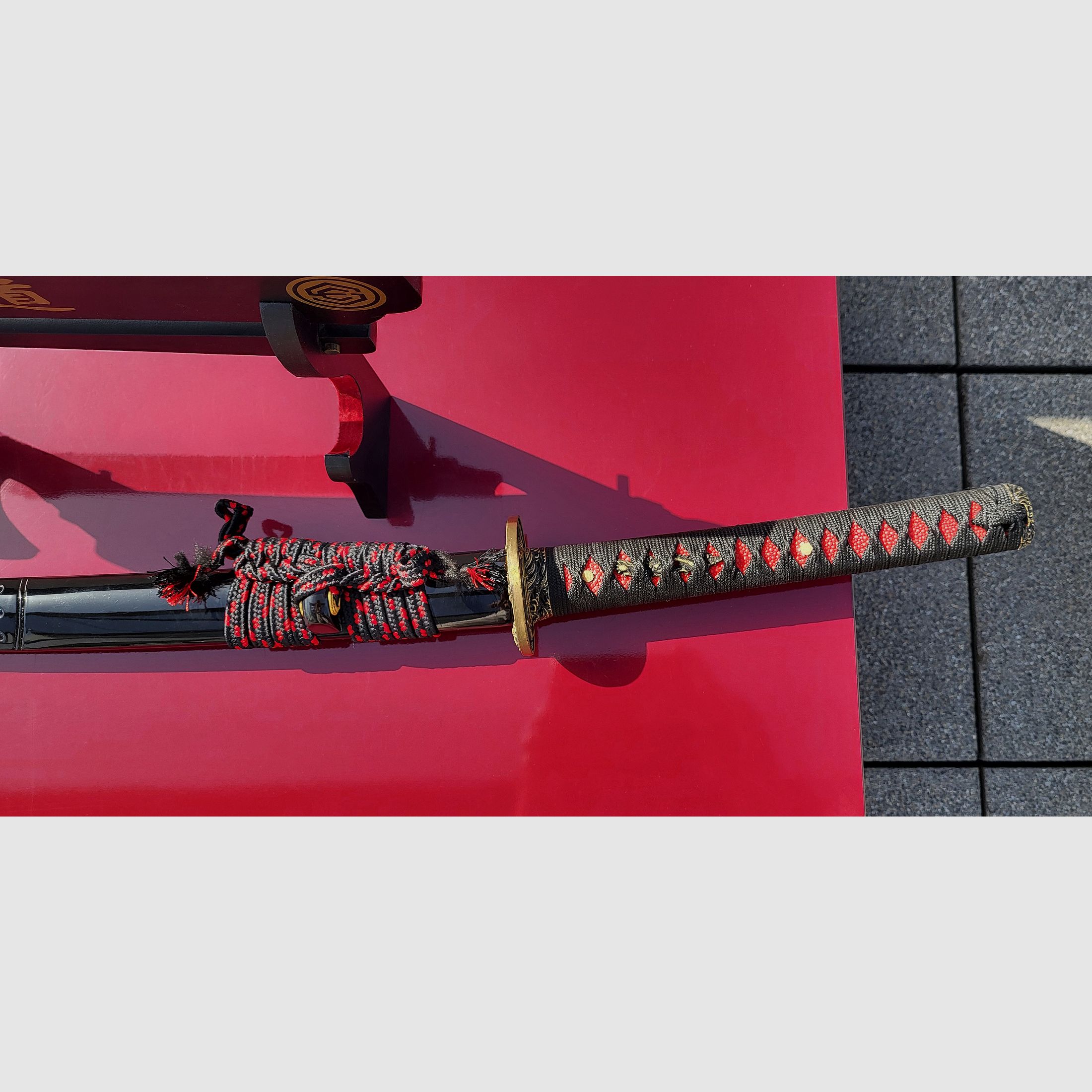 Katana Toshiro Tenryu, schwarz, mit eingraviertem Drachen auf Saya