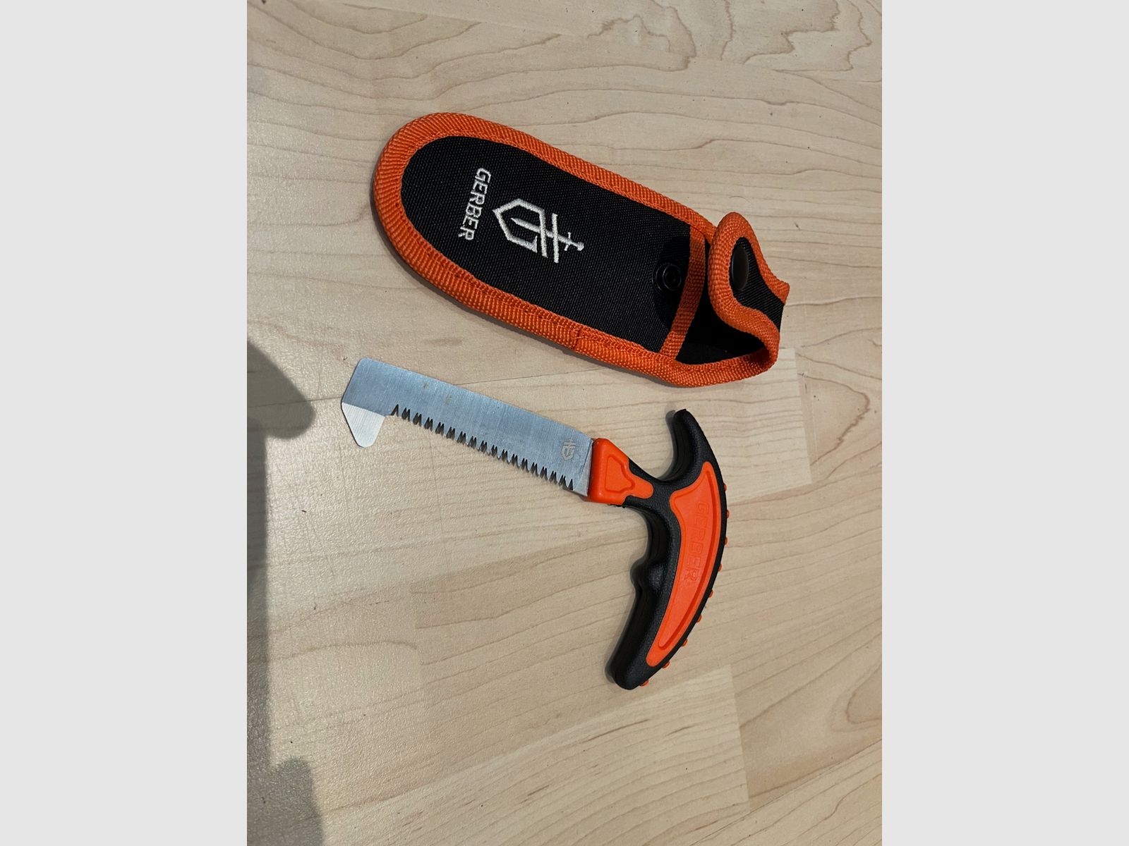 Gerber wilderness saw bone saw with sheath, afbeelding 2 van 2