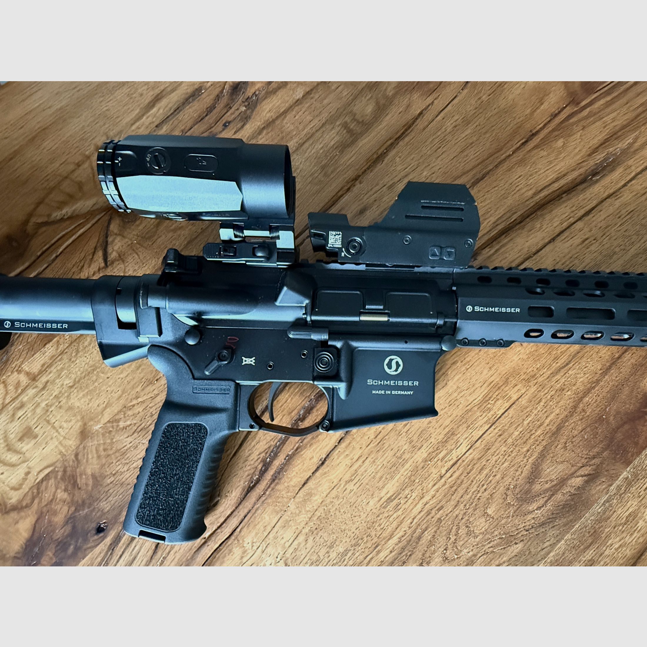 Schmeisser AR15-M5FL .223 Rem., ERATAC trigger, Magpul CTR, Falke Optik