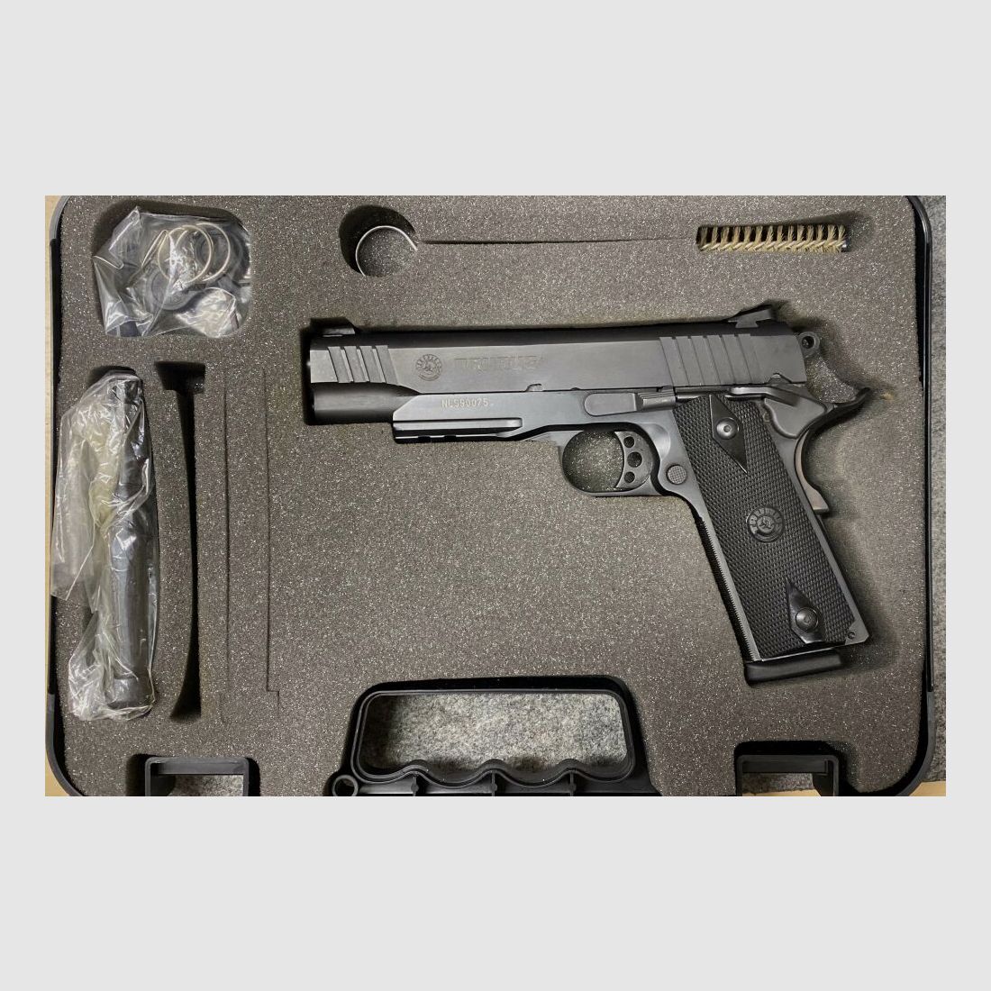 Taurus 1911 .45Auto