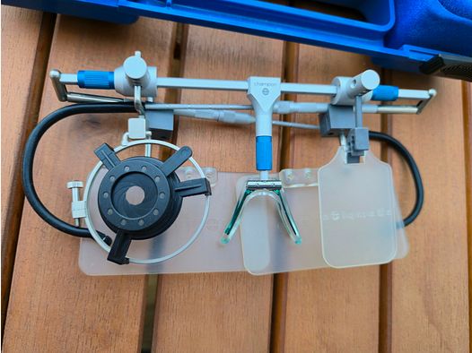 Champion Olympic Schießbrille für Luftpistole mit Irisblende, Augenblende und Seitenblenden Top-Zustand