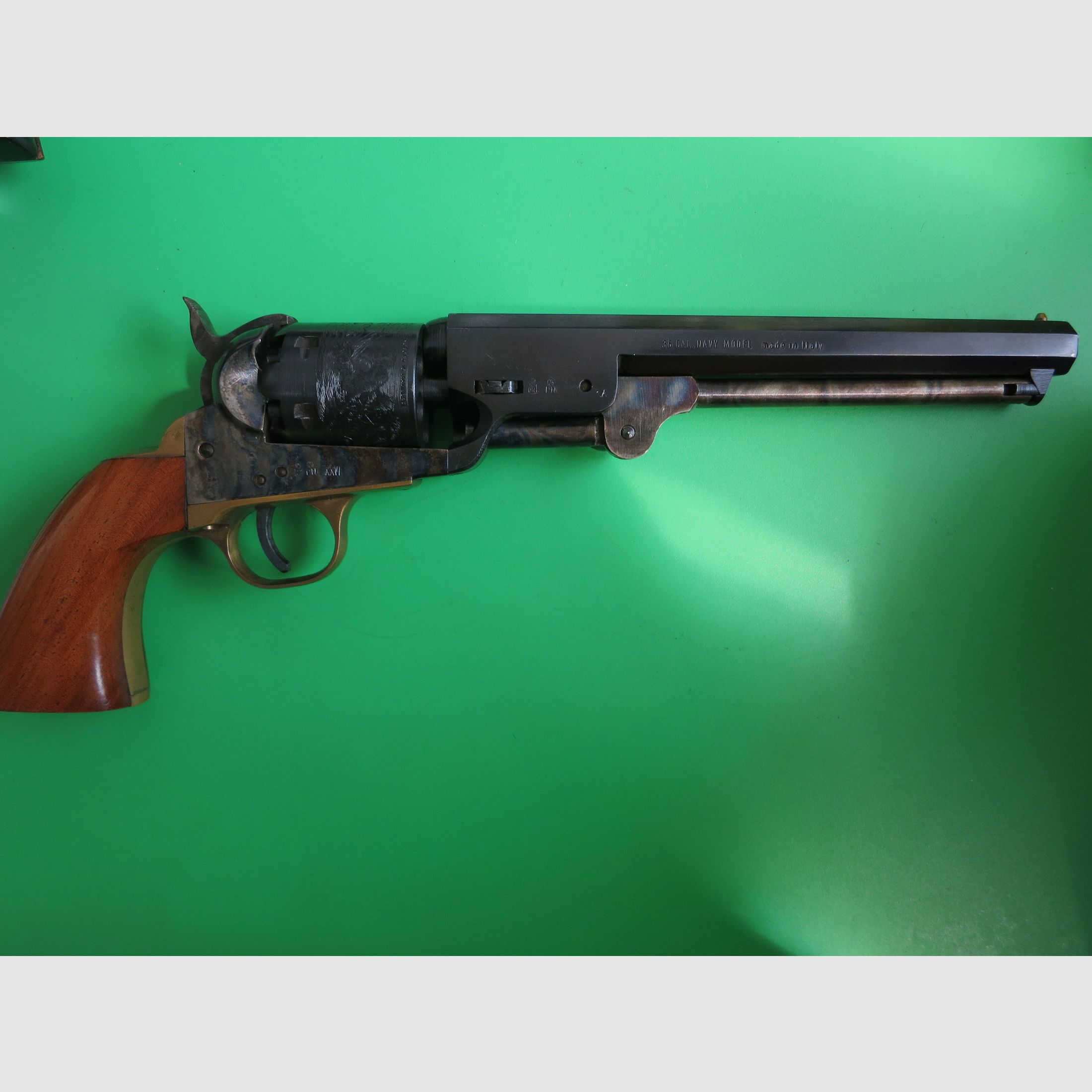 Perkussions-Revolver, Euroarms Brescia,  Navy Modell 1851, .36BP, Sammler-Zustand      #88