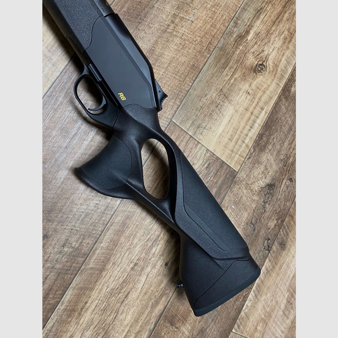 Blaser R8 Ultimate Damenwaffe kurzer Schaft Sonderfarbe SCHWARZ .308Win