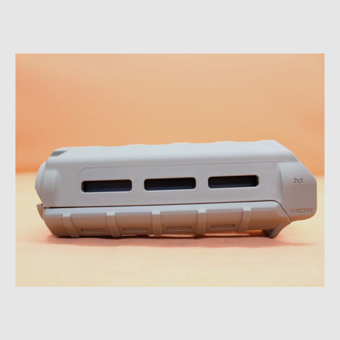 Magpul AR-15: Handguard Magpul MOE M-LOK (MAG424-FDE) Carbine Polymeer Flat Dark Earth