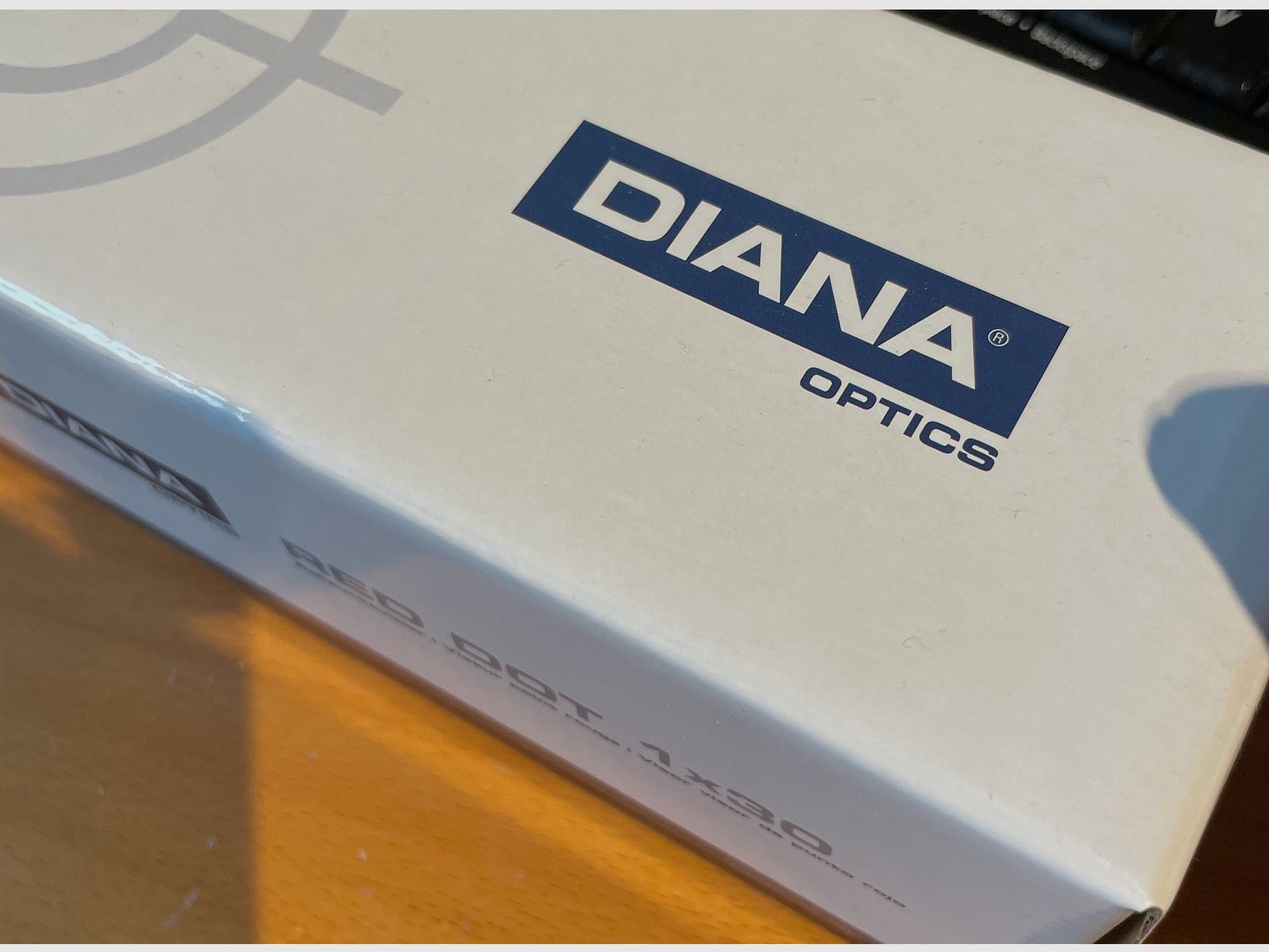 Diana Red Dot Leuchtpunktvisier 1 x 30 mit 2-teiliger Montage