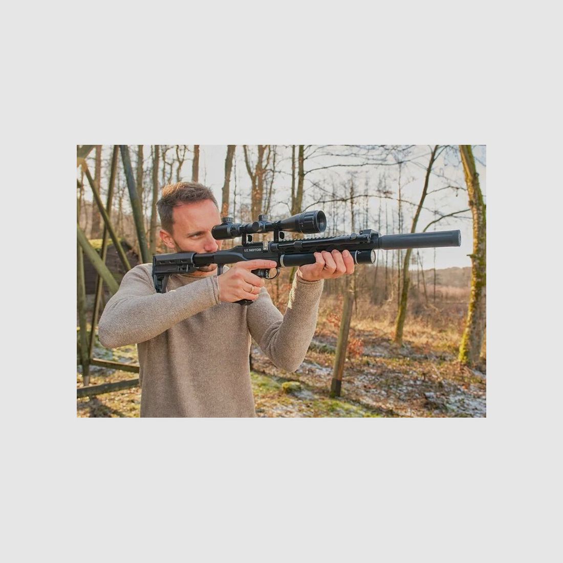 Kit PCP-Gewehr UX Notos 4,5mm 16 Joule + Zielfernrohr 3-9x40 + Zweibein Umarex, Bild 3 von 4