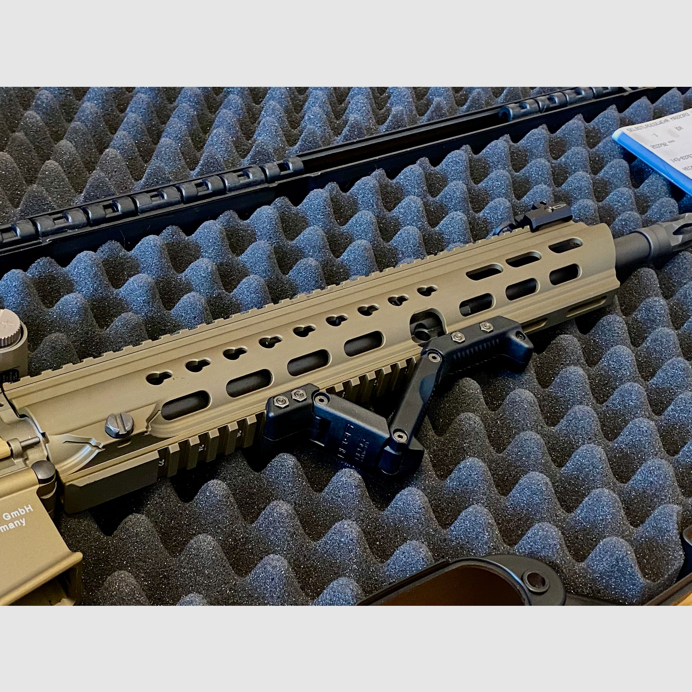H&K MR223 A3 Slimline HKey in RAL8000 + EOTECH Set