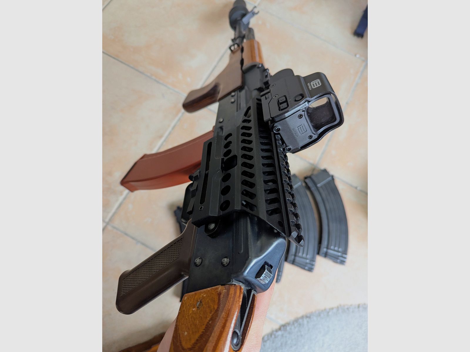 Airsoft madera real acero AK 74 GBBR