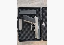 Magnum Research Desert Eagle, caliber 4,5 mm CO₂
