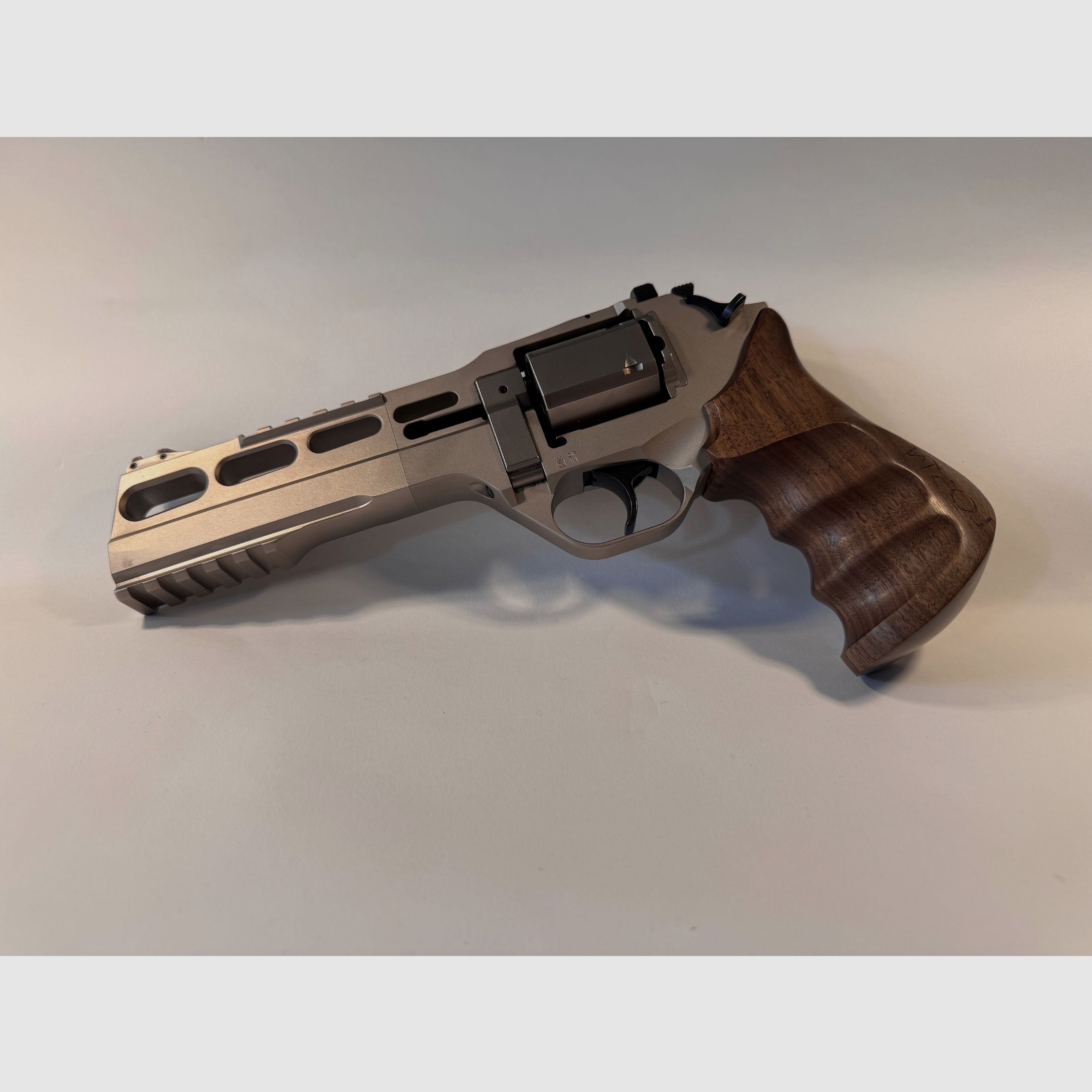 Revólver Chiappa Rhino 60 DS