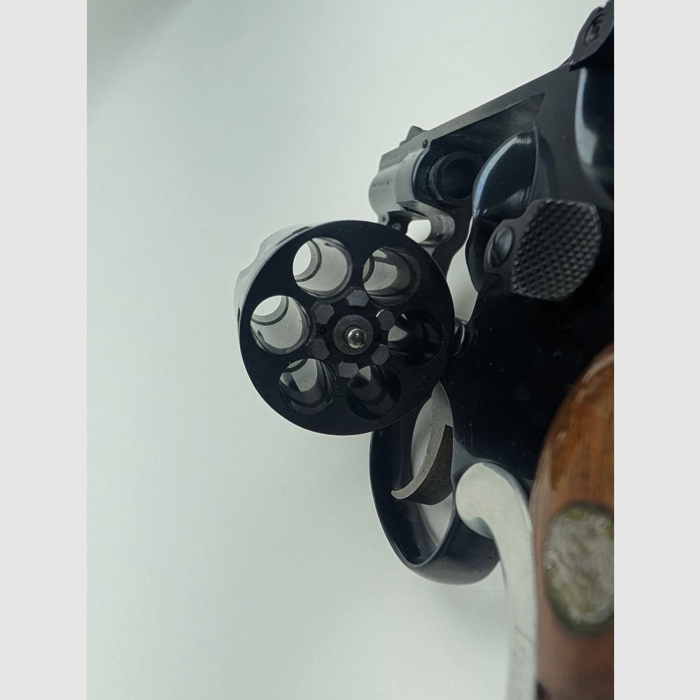 Smith and Wesson Revolver cal.38 Mod.15 Snub Nose 