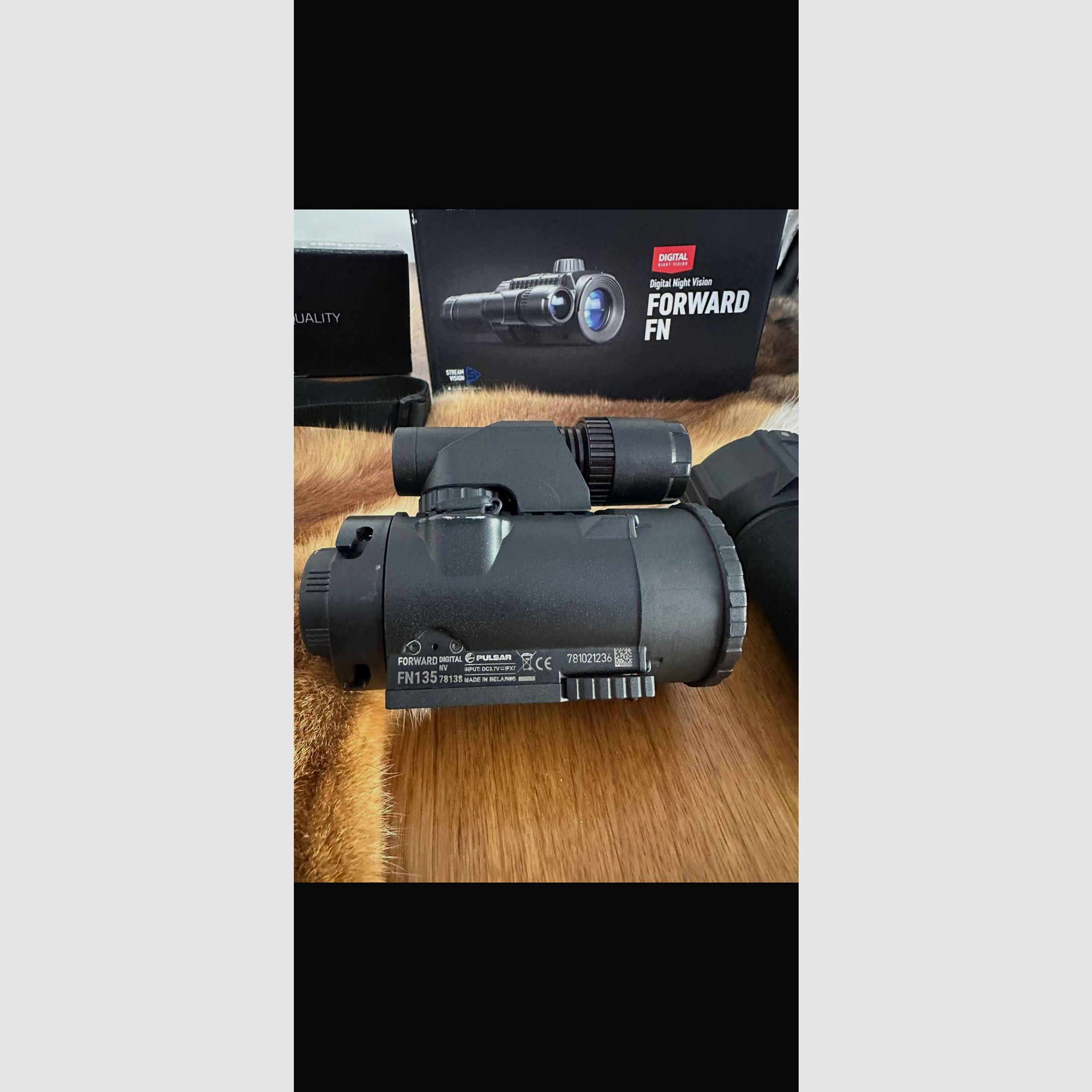 Wärmebildkamera Pulsar XQ38F /  sowie Nachtsichtvorsatz Pulsar FN 135