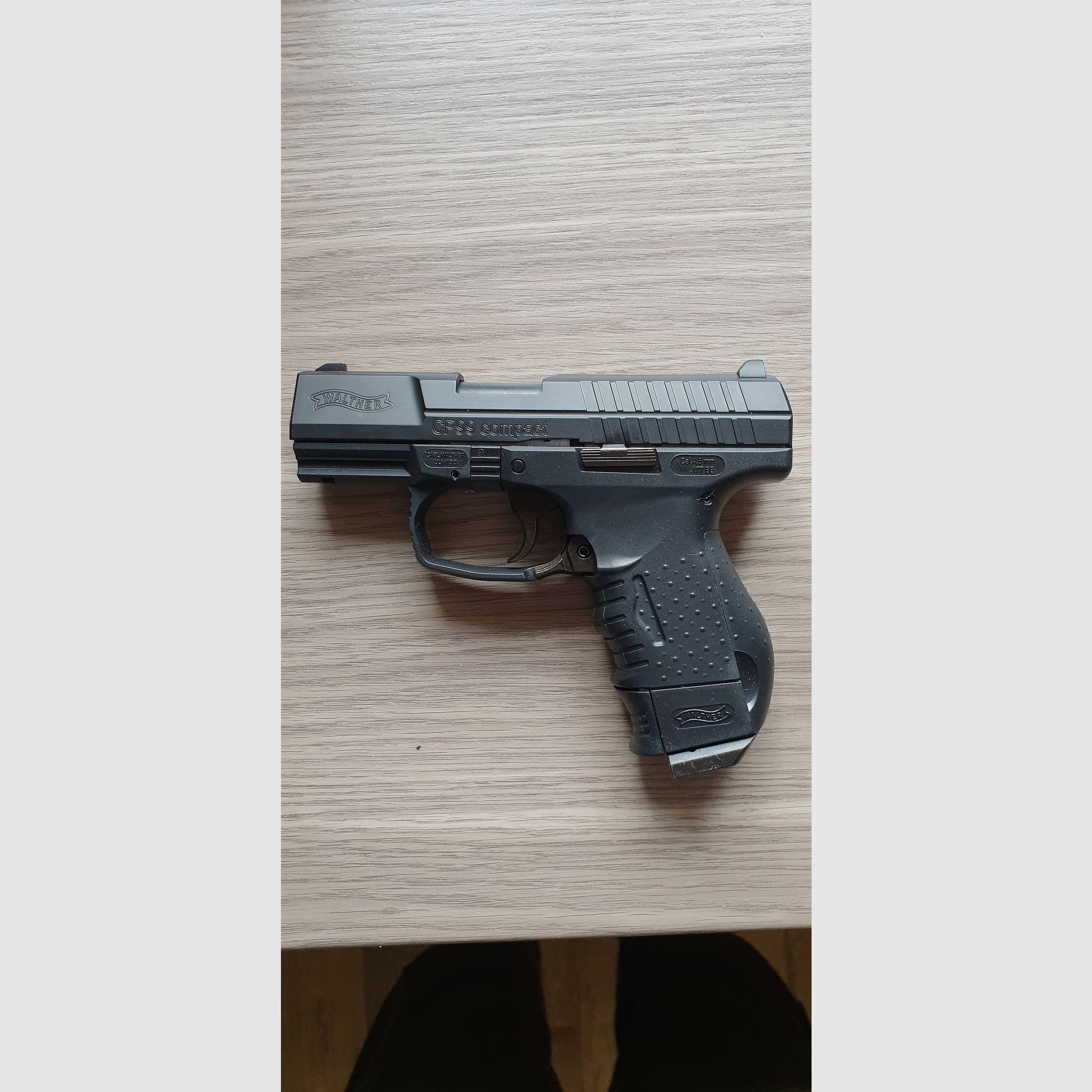 Pistolet pneumatyczny Walther GP99 