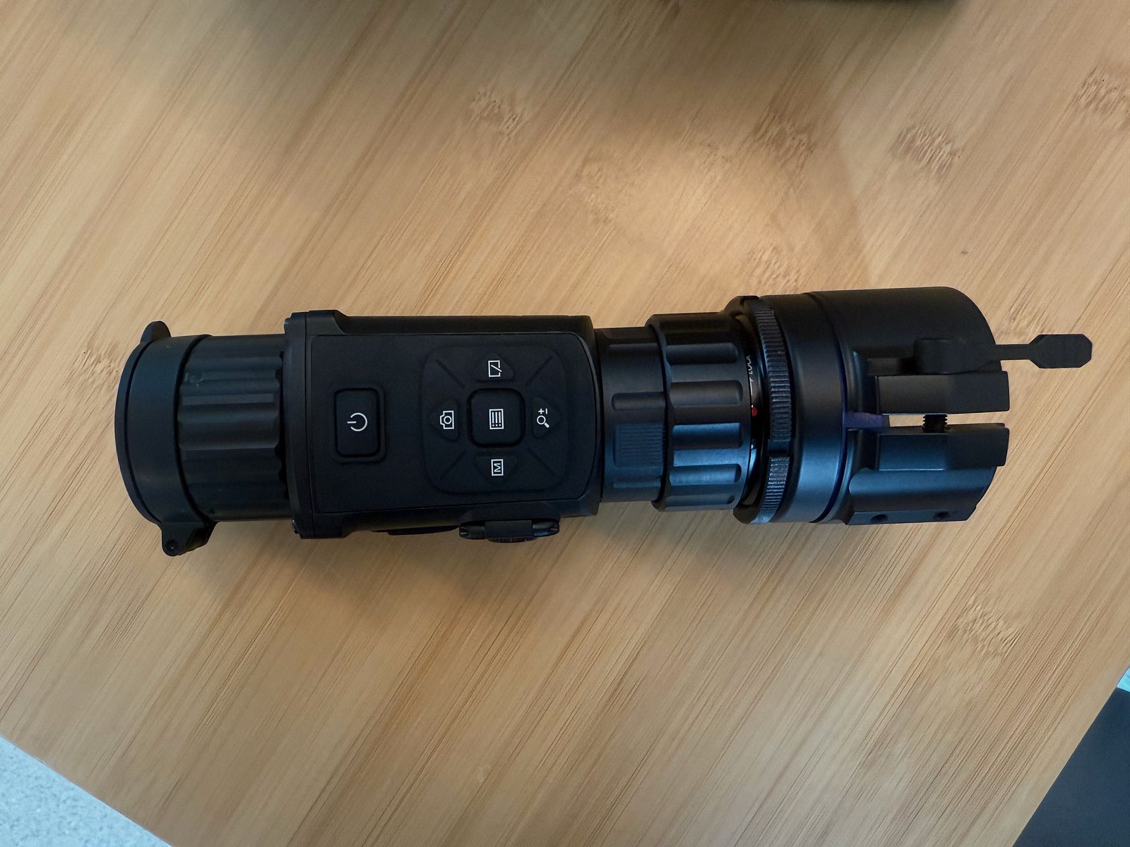 HIKMICRO Thunder 2.0 TH35 C Clip-On | 35 mm F1.0 | 384×288 / 12 µm | ≤ 35 mK | NEUWERTIG