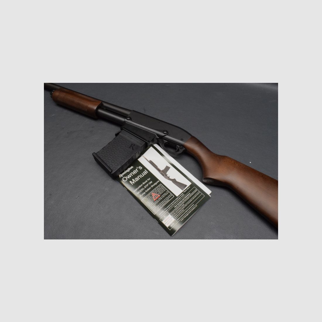 Remington Repetierflinte 870 DM, Laufl. 47cm, Kaliber 12/76 Magnum, Neuware