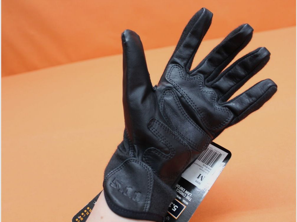 5.11 5.11 Tac-NFO Enhanced Flight Glove (59304) 019 Black/ Tactical glove made of NOMEX and leather size M