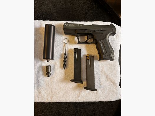 Walther P99 Schreckschuss 9mm P.A.K. (Umarex) - inkl. Waffenkoffer, Ersatzmagazin, Schalldämpfer u. Munition