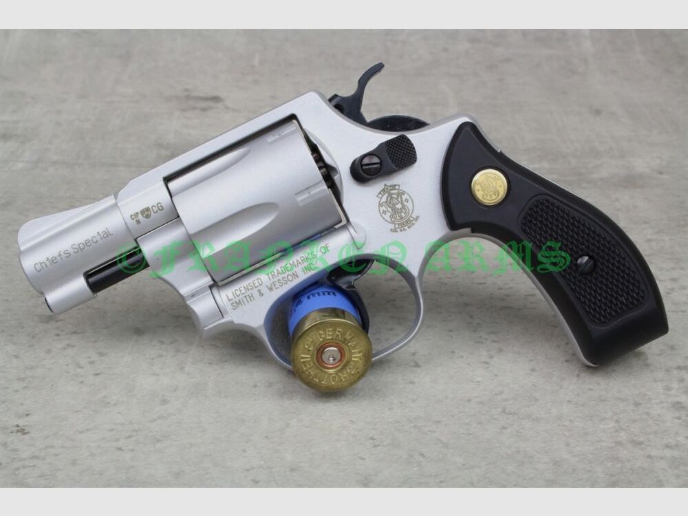 Smith & Wesson Chiefs Special 9mm R.K. Nickel 348.02.09