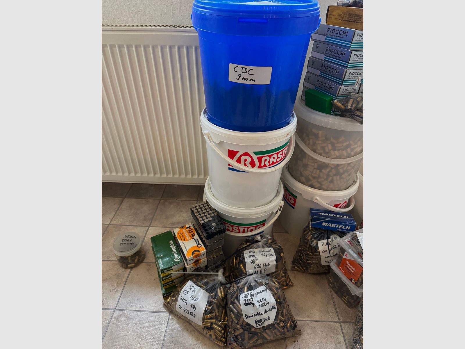 Wiederladen .38Spezial / .357Magnum - Diverses wie Zünder, Hülsen, Geschosse, Matrizen, Kokillen..