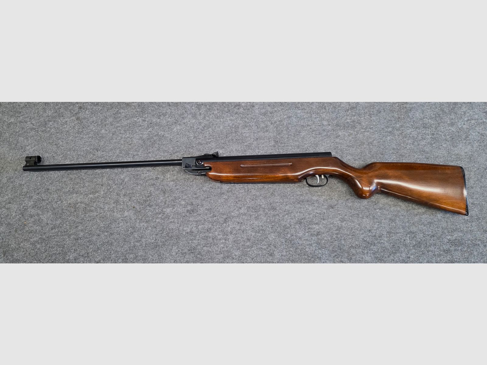 Weihrauch HW 35 del 1970 con marchio F canna basculante carabina ad aria calibro 4,5 mm HW35