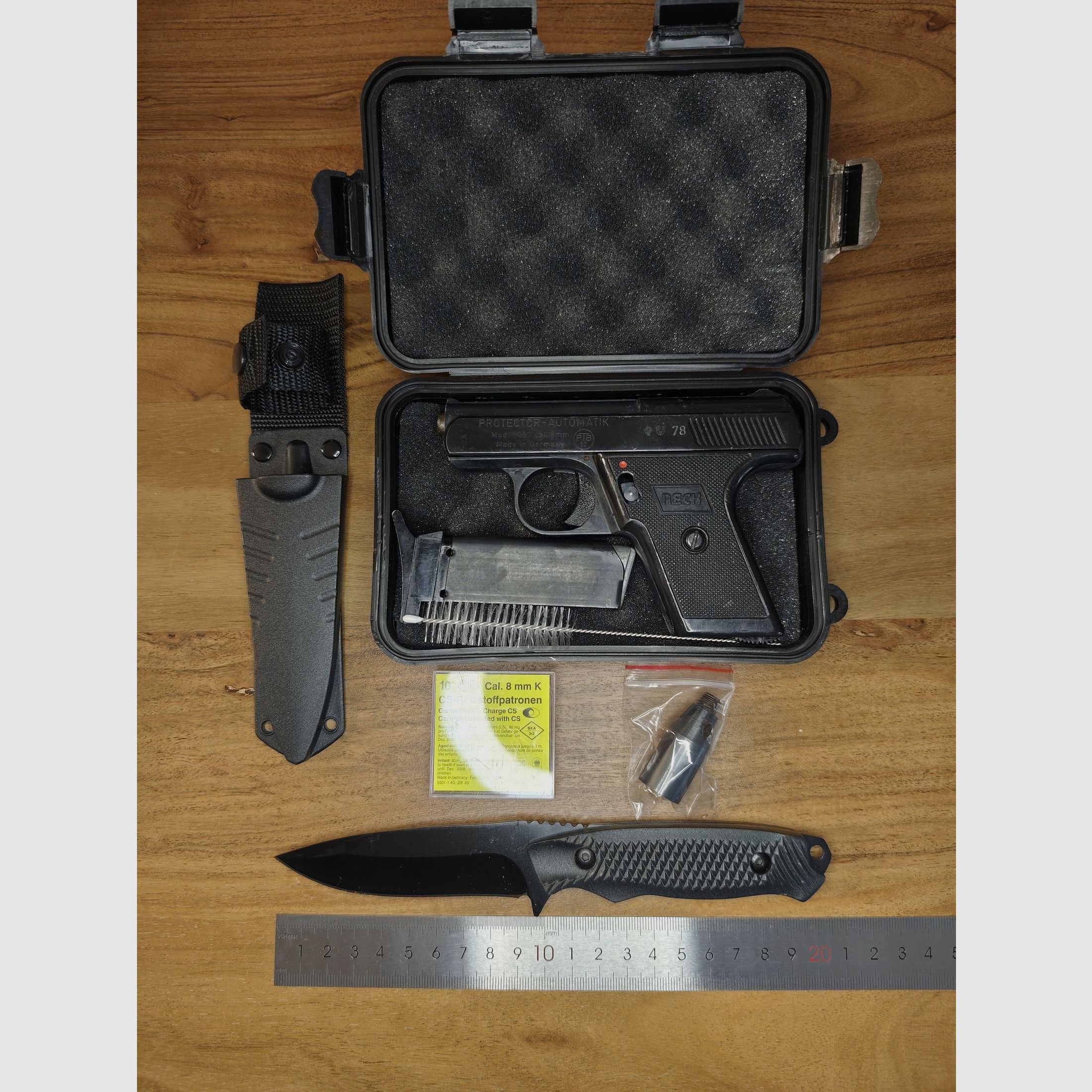 Reck Protector Automatik 8mm Vecchia PTB 12 bassa S/N 78 + cartucce di gas CS + coltello tascabile