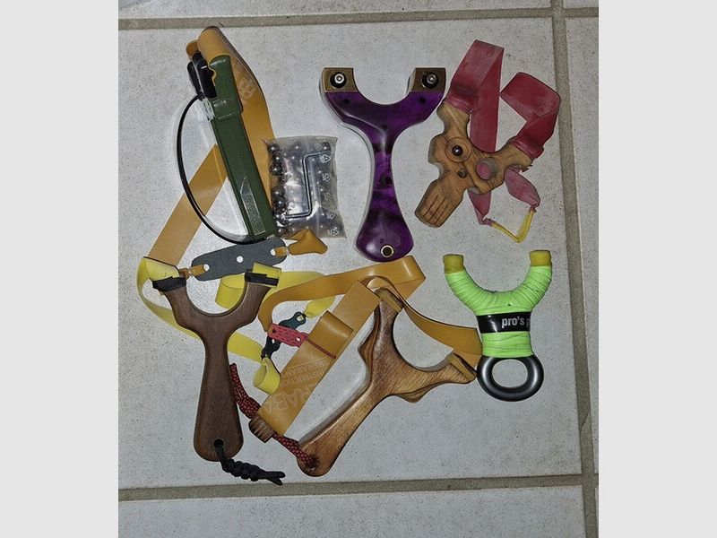 Custom Zwillen Set mit 6 super Sammlerstücke