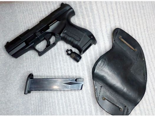 Walther P99 Schreckschuss Pistole 9mm P.A.K. (PTB 762) P 99 mit Foster Lederholster