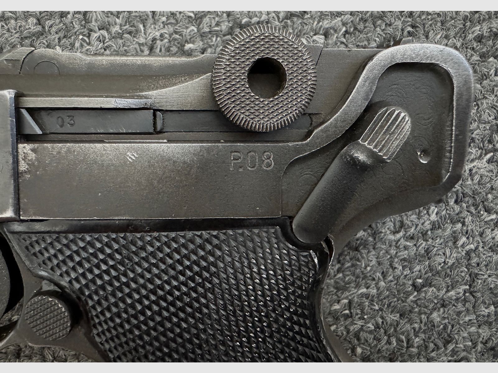 Luger P08 Byf - 42 - 9mm - guter Zustand