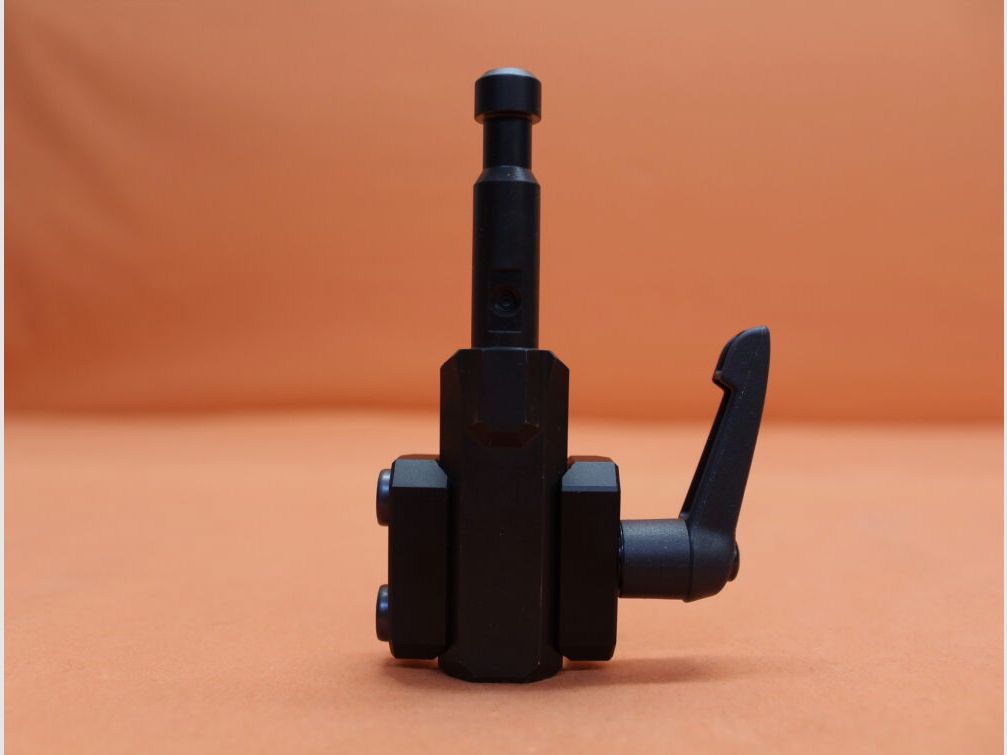 Fortmeier Fortmeier Zweibeinadapter Typ Versa-Pod für Picatinnyprofil 12:00