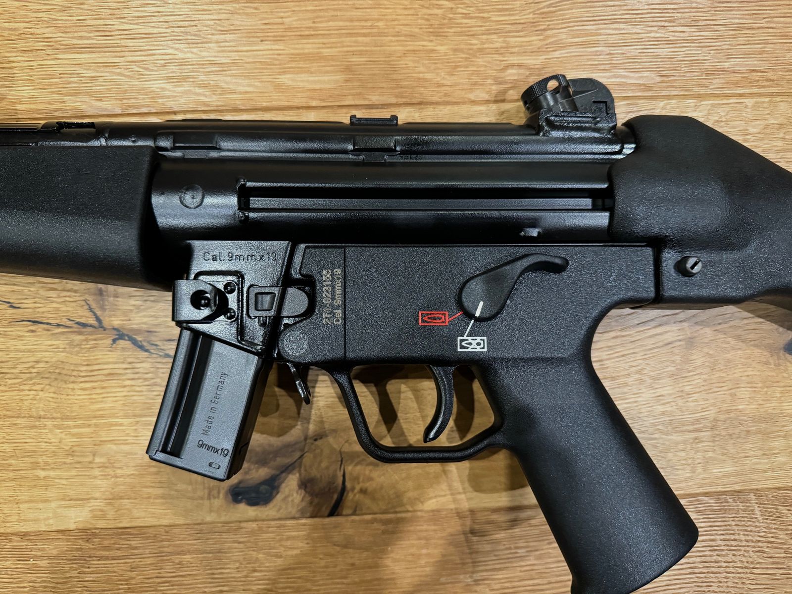 Heckler und Koch SP5 Büchse mit B&T RBS Schalldämpfer SQD™ Compact