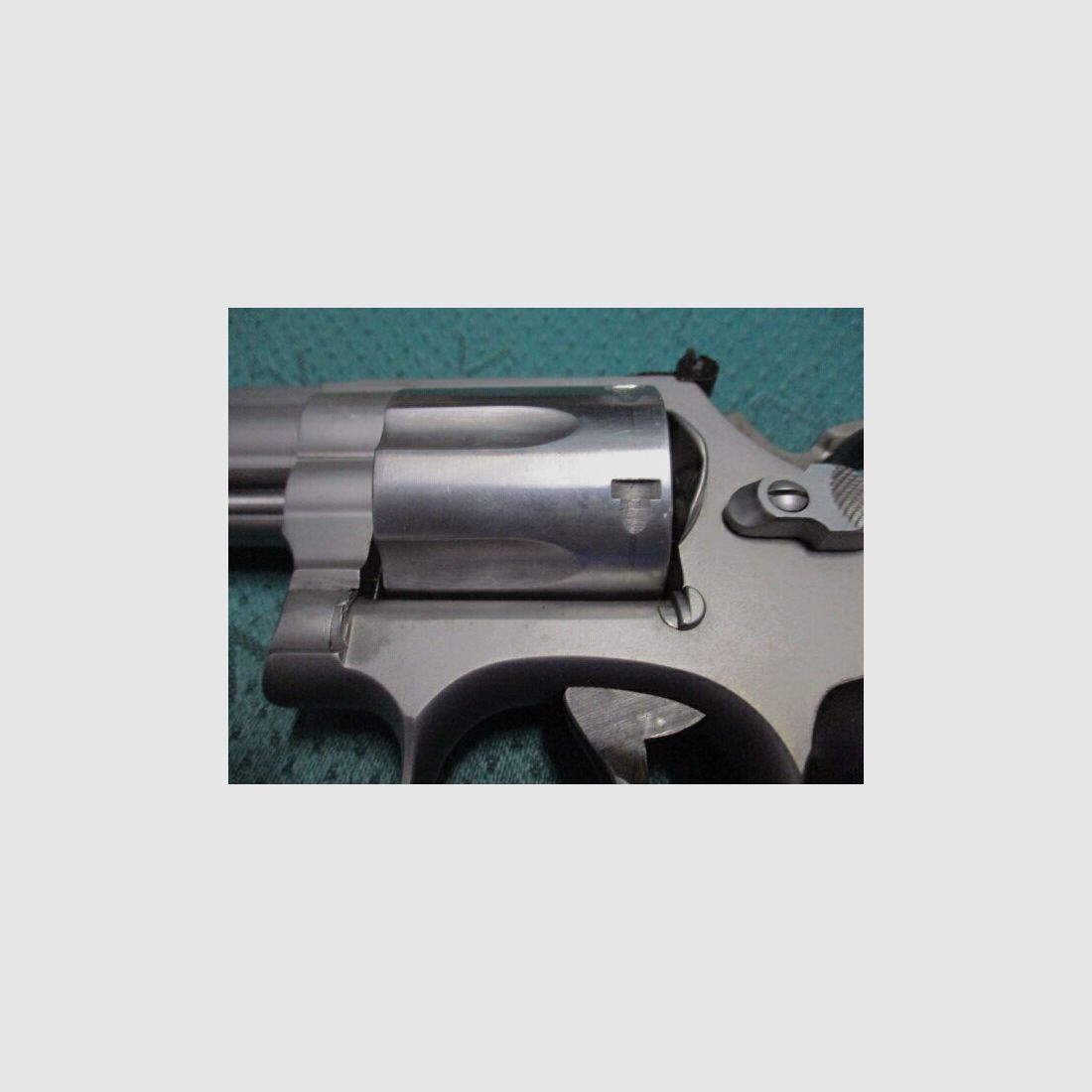 Revolver Smith & Wesson 686 Practical Champion with 4-way adjustable front sight 686PC