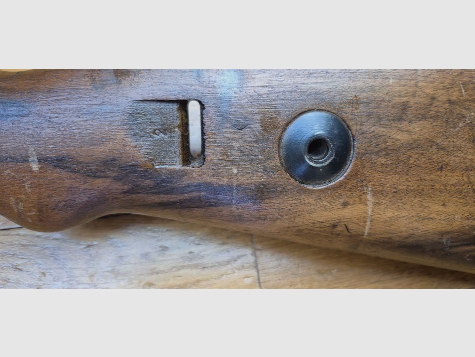 Bella carabina K98 – Periodo III Reich – Codice BYF 43 – Fabbricazione Mauser Oberndorf del 1943 – Mono-numero – Ottima condizione meccanica – Calcio riparato – Bella canna – Molto belle righe – Bella arma 100% periodo – TBE, immagine 27 di 34