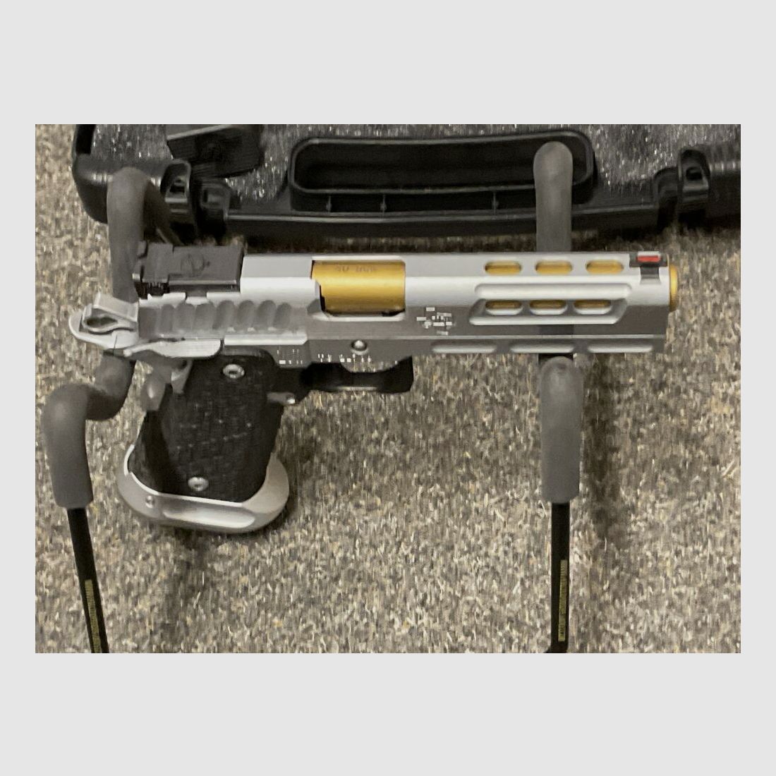 STI 2011 DVC Limited 40S&W
