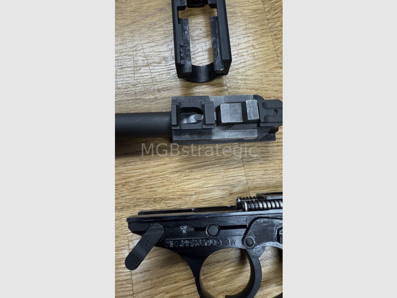 Walther P1 ex Bundeswehr Depobestand mit Depo Tüte inkl. 1x Magazin P38 halbautom. Pistole 9mmLuger P 38 / mit Depotverpackung Ex Bw Depotbestand