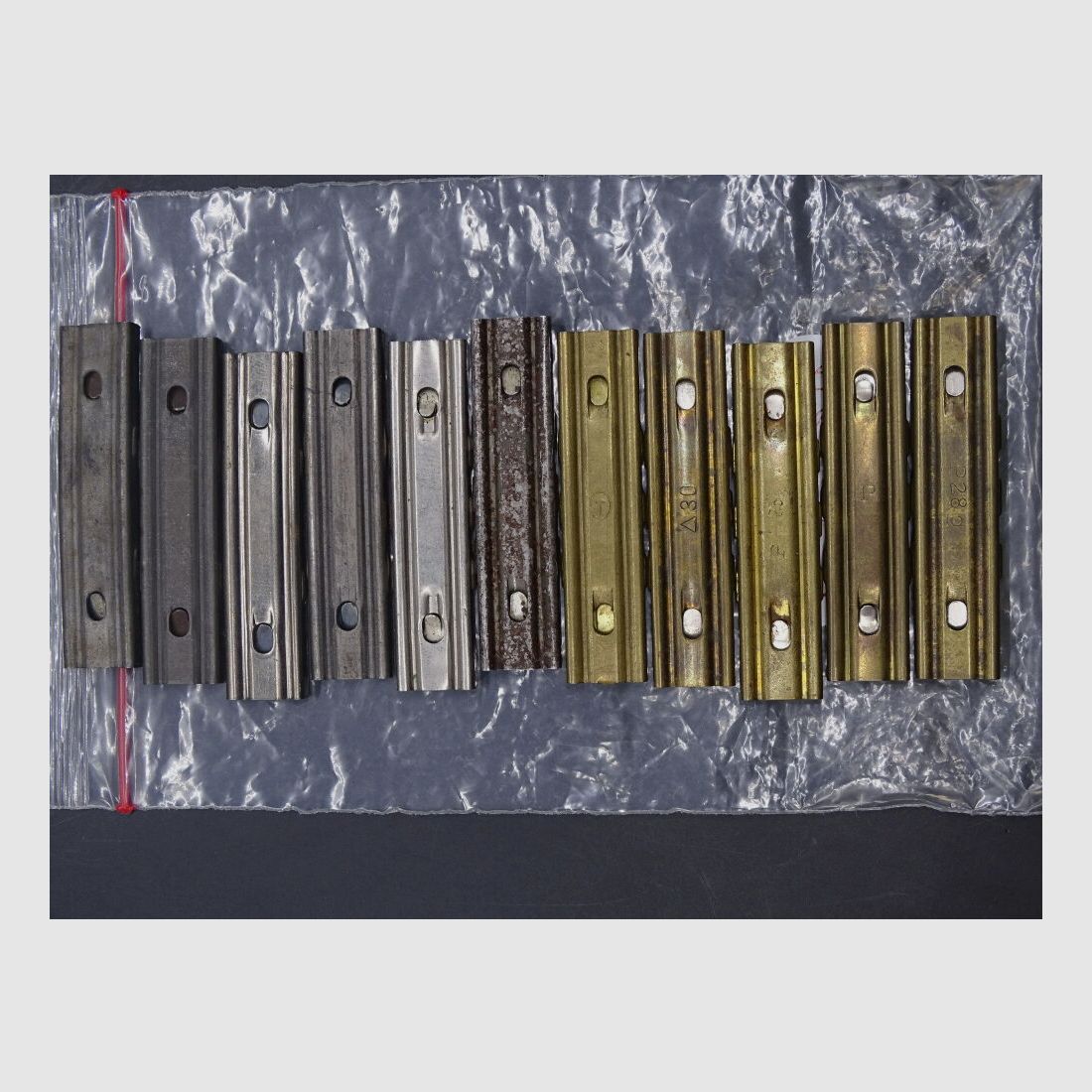 11 Ladestreifen für M96