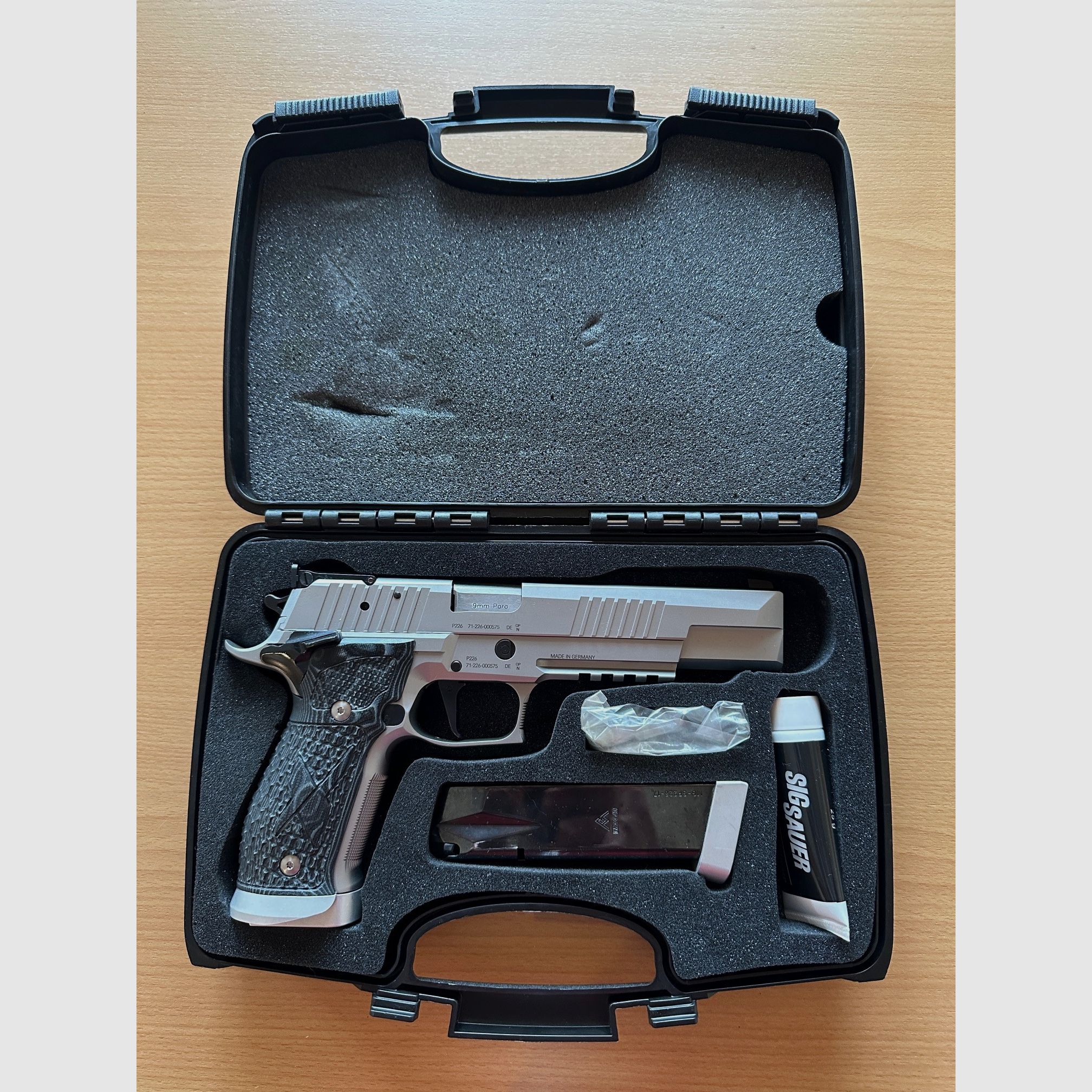 Sig Sauer p226 x-six supermatch, afbeelding 1 van 4