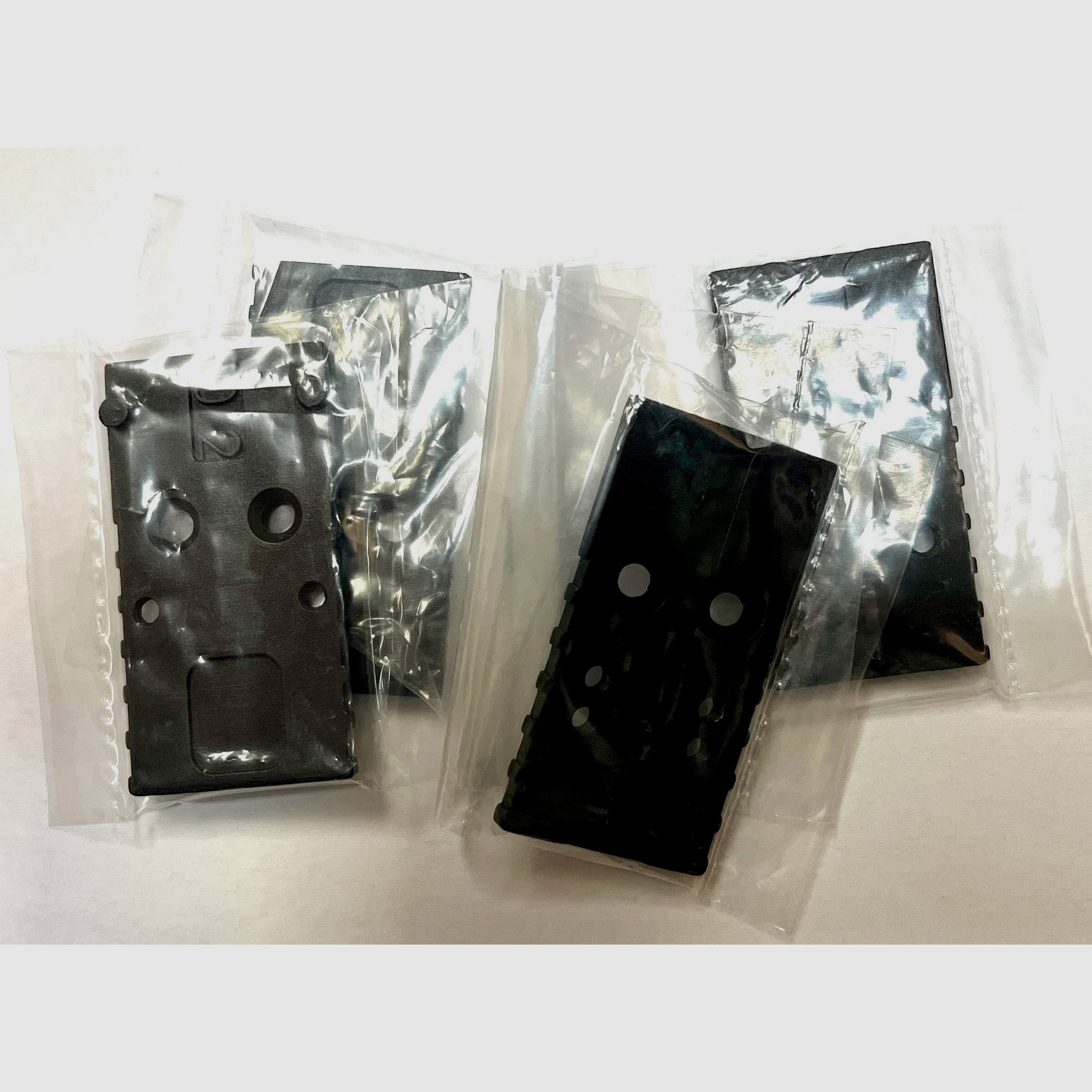 Glock 17 Gen5 MOS (with adapter plates) GBB CO2 Airsoft 6mm, UMAREX, model 2.6551, <1.0 Joule