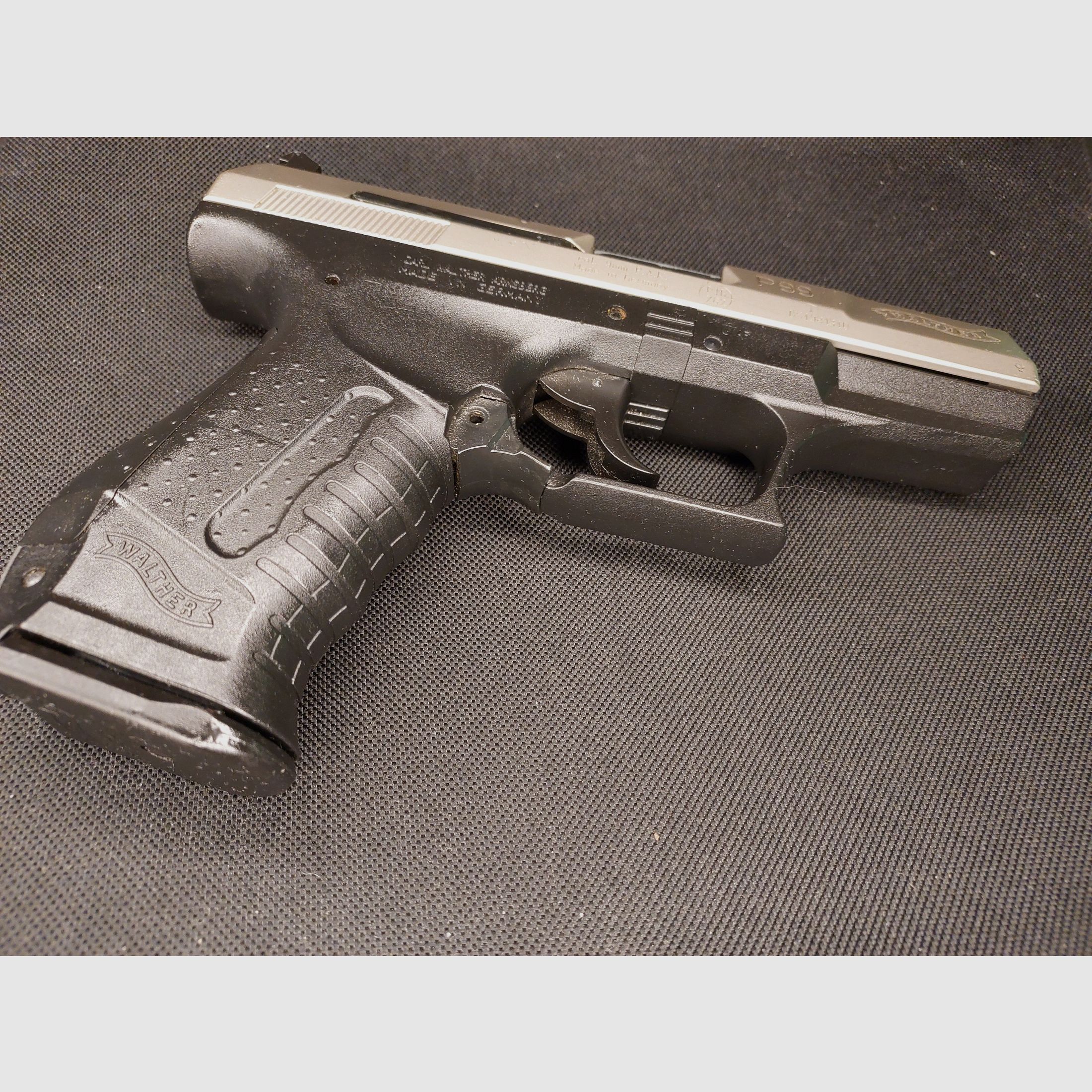 Walther P99 blank firing pistol 9mm P.A.K. bicolor Nickel (PTB 762) P 99 with 2 magazines